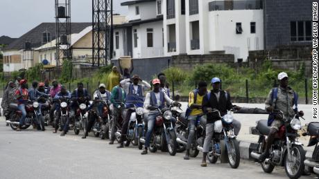 Nigeria&#39;s commercial hub bans motorcycle taxis, leaving commuters stranded