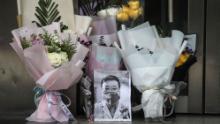Li Wenliang, un médecin qui a été puni par la police pour avoir tenté d'avertir les autres du coronavirus au début de l'épidémie, est décédé du virus qu'il a contracté chez un patient.