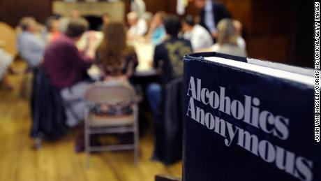 Anonieme alkoholiste kan die doeltreffendste weg tot onthouding wees, studie sê 