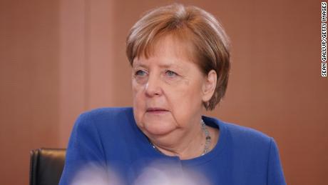 Was Trump von Angela Merkel über den Umgang mit Coronaviren lernen konnte