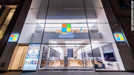Microsoft gewährt Arbeitnehmern 12 Wochen bezahlten Elternurlaub aufgrund von Schulstörungen