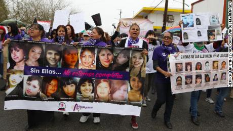 Frauen werden in Mexiko mit Rekordraten getötet, aber der Präsident sagt, dass die meisten Notrufe & # 39; falsch & # 39;