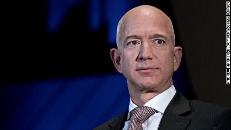   Amazon dice que Jeff Bezos está listo para testificar ante el Congreso bajo la presión de los legisladores. 