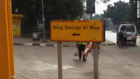 Von Uganda bis Nigeria fordern Aktivisten ihre Regierungen auf, Kolonialisten zu entfernen & # 39; Namen von Straßen