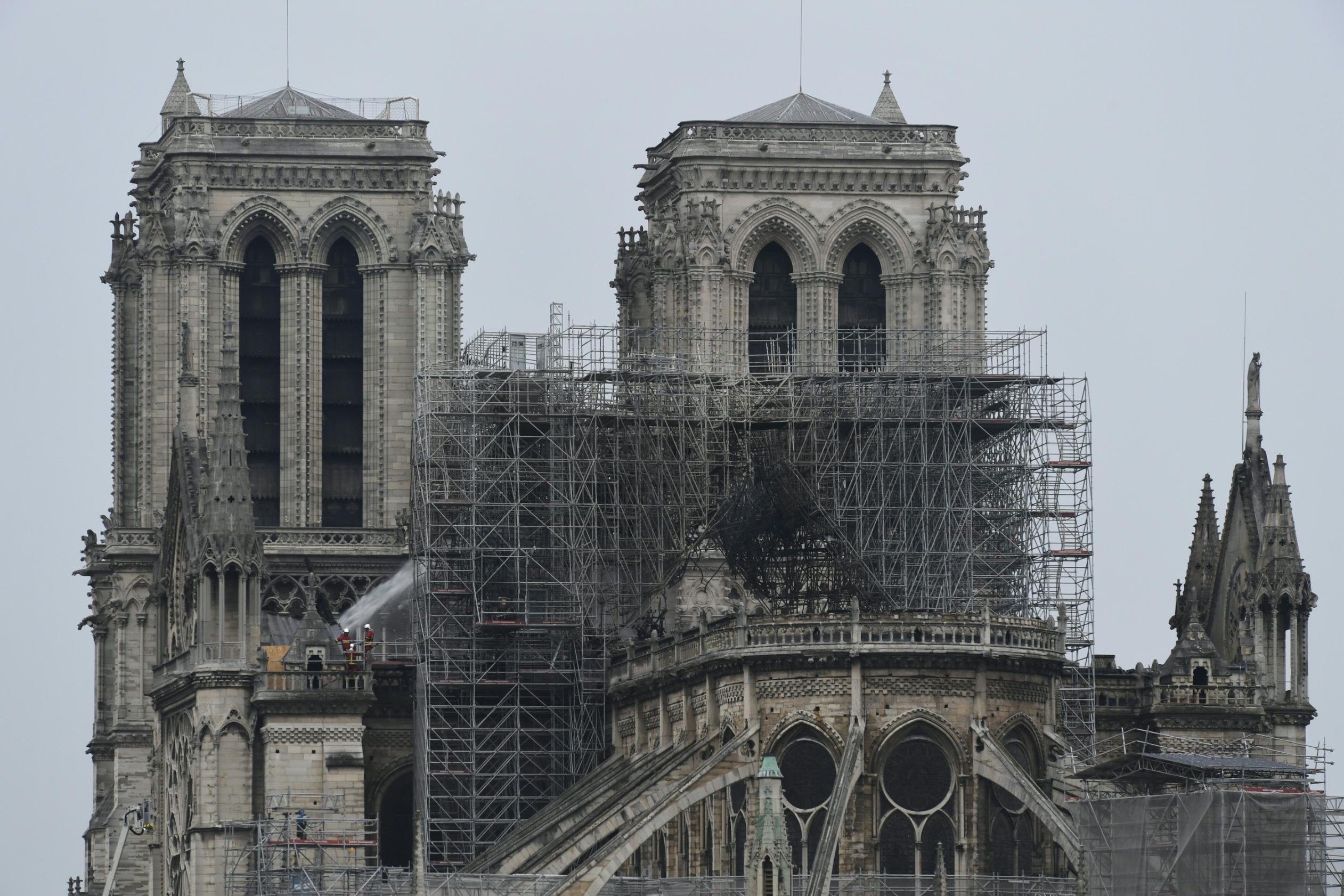 offset Peck Officials The rebuilt Notre Dame cathedral will look .... exactly the same - CNN Style