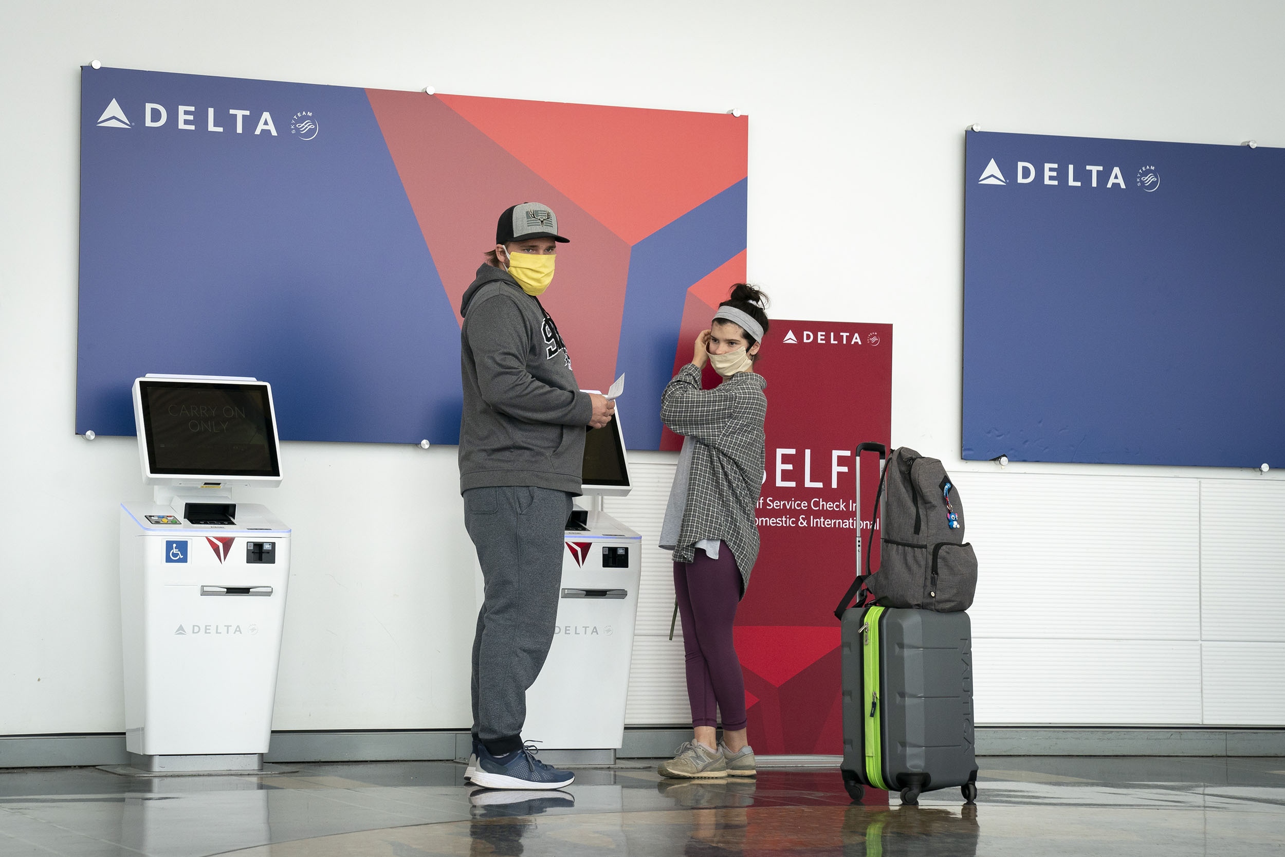 delta carry on policy