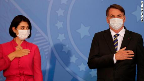 Die brasilianische First Lady Michelle Bolsonaro wurde laut einer am Donnerstag veröffentlichten offiziellen Erklärung positiv auf Covid-19 getestet.