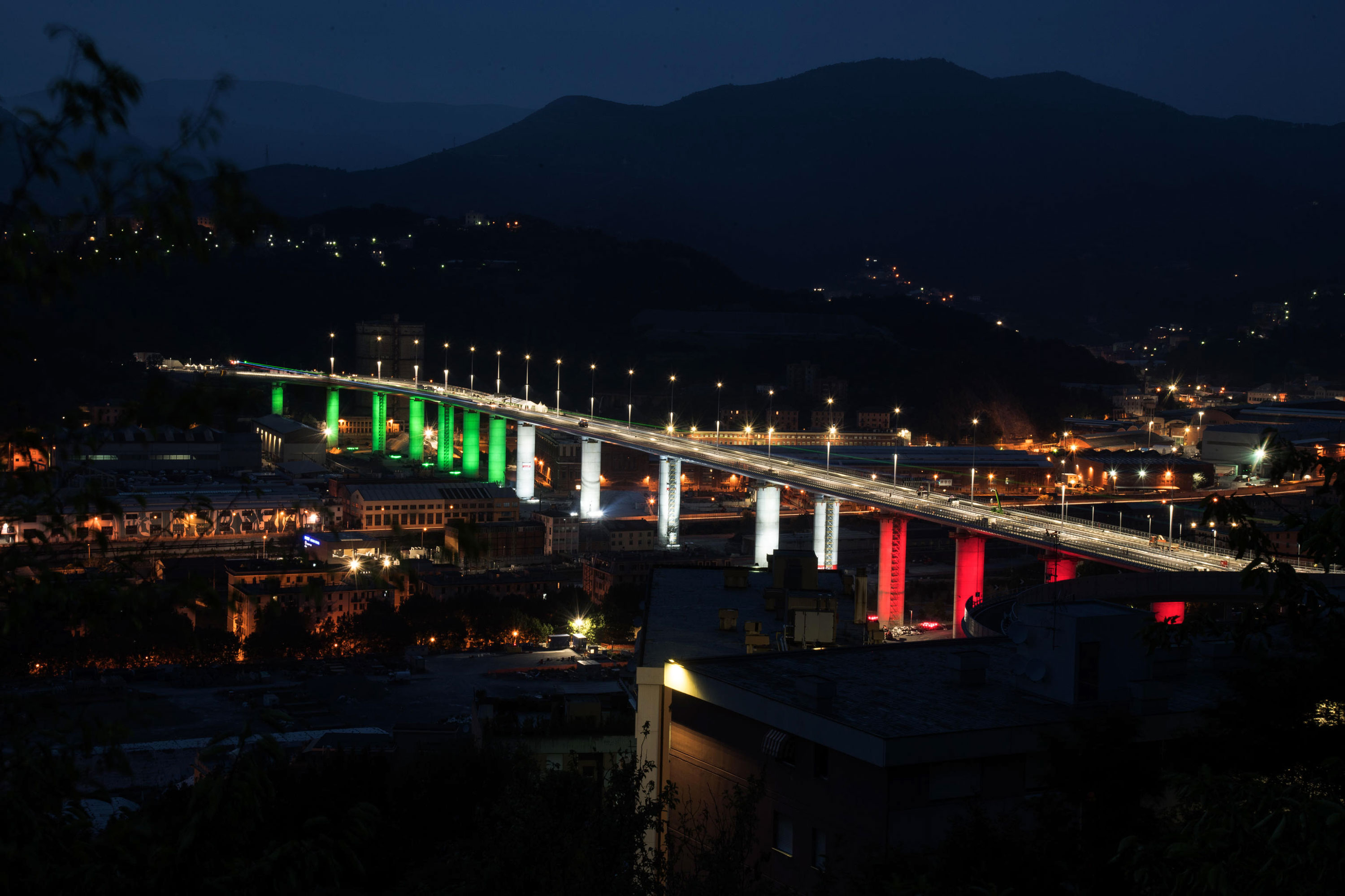 New Genoa Bridge Inaugurated Almost Two Years After Dramatic Collapse Cnn Style