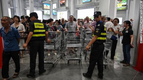 Crowds were massive at Costco&#39;s opening in Shanghai last year.
