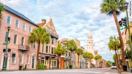 'No todo es bonito aquí': el turismo de Charleston tiene en cuenta la esclavitud y el racismo