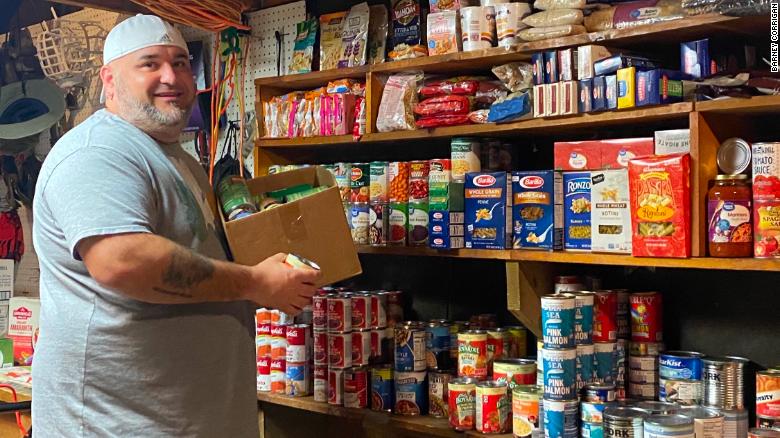 An out-of-work chef has turned his garage into a food pantry that defies convention