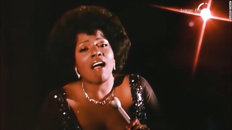 Gloria Gaynor Int Rprete Del Popular Tema I Will Survive Cumple A Os Cnn Video