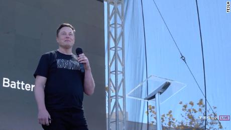 Elon Musk verspricht 25.000 US-Dollar Tesla und sagt, Model S & # 39; Plaid & # 39; kommt bald