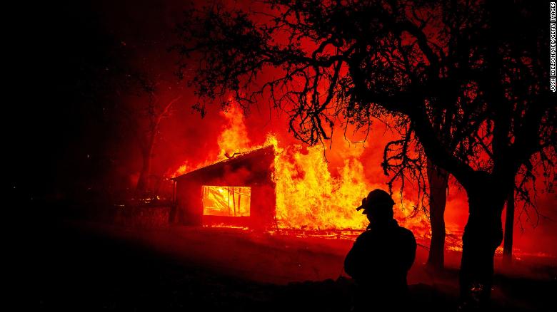 2 new California wildfires burn nearly 10,000 acres in a day and force evacuations
