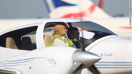 Der bahnbrechende Pilot von British Airways, der als Transgender herauskam