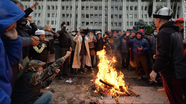 Protesters and vigilantes scuffle in Kyrgyzstan capital as political crisis festers