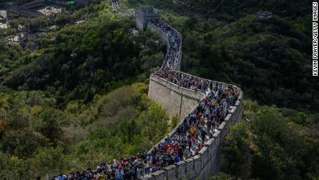 See tourists swarm China during Golden Week