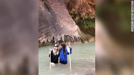 Daughter wants help from hikers to help bring mom home