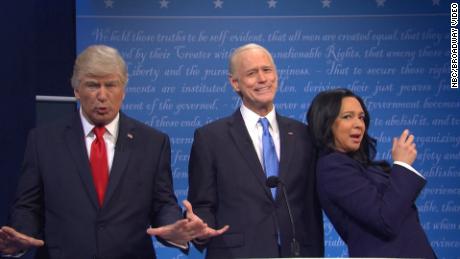 & # 39; SNL & # 39; Baldwins Trump und Carreys Biden treten in der Abschlussdebatte gegeneinander an