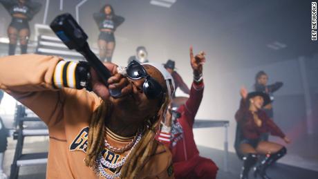 Rapper Lil Wayne tritt mit 2 Chainz bei den 2020 BET Hip Hop Awards auf.