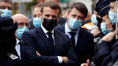 Terror na França reacende o debate nacional sobre o direito de ofender