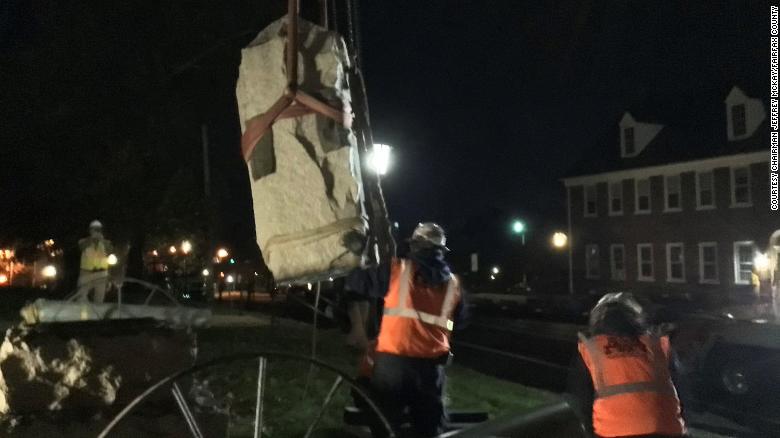 Fairfax County removes Confederate monuments that long stood outside its courthouse