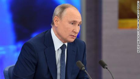 Putin says if Russia wanted to kill opposition leader Navalny, it would have &#39;finished&#39; the job