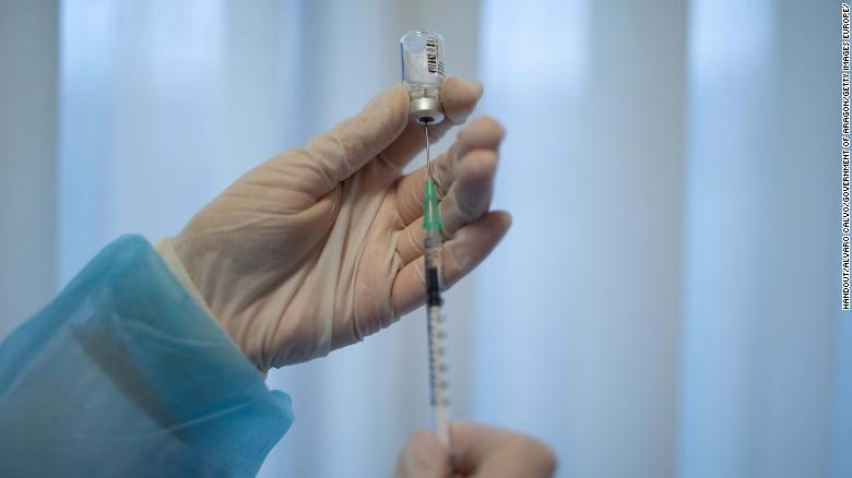 스페인은 코로나 바이러스 백신을 거부하는 사람들의 등록을 유지합니다