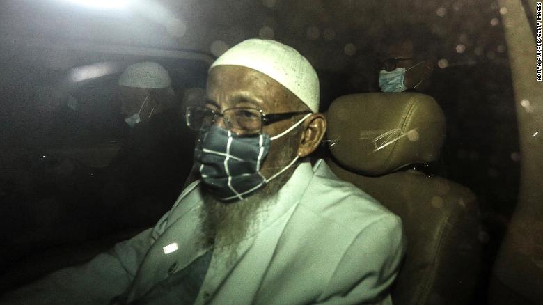 Radical cleric linked to Bali bombings released from prison