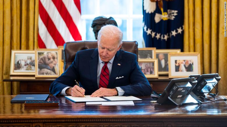 Judge likely to extend hold on Biden's deportation pause until late February