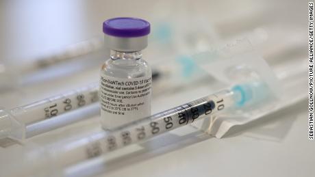 Moderna, Pfizer test vaccine strategies against new variants