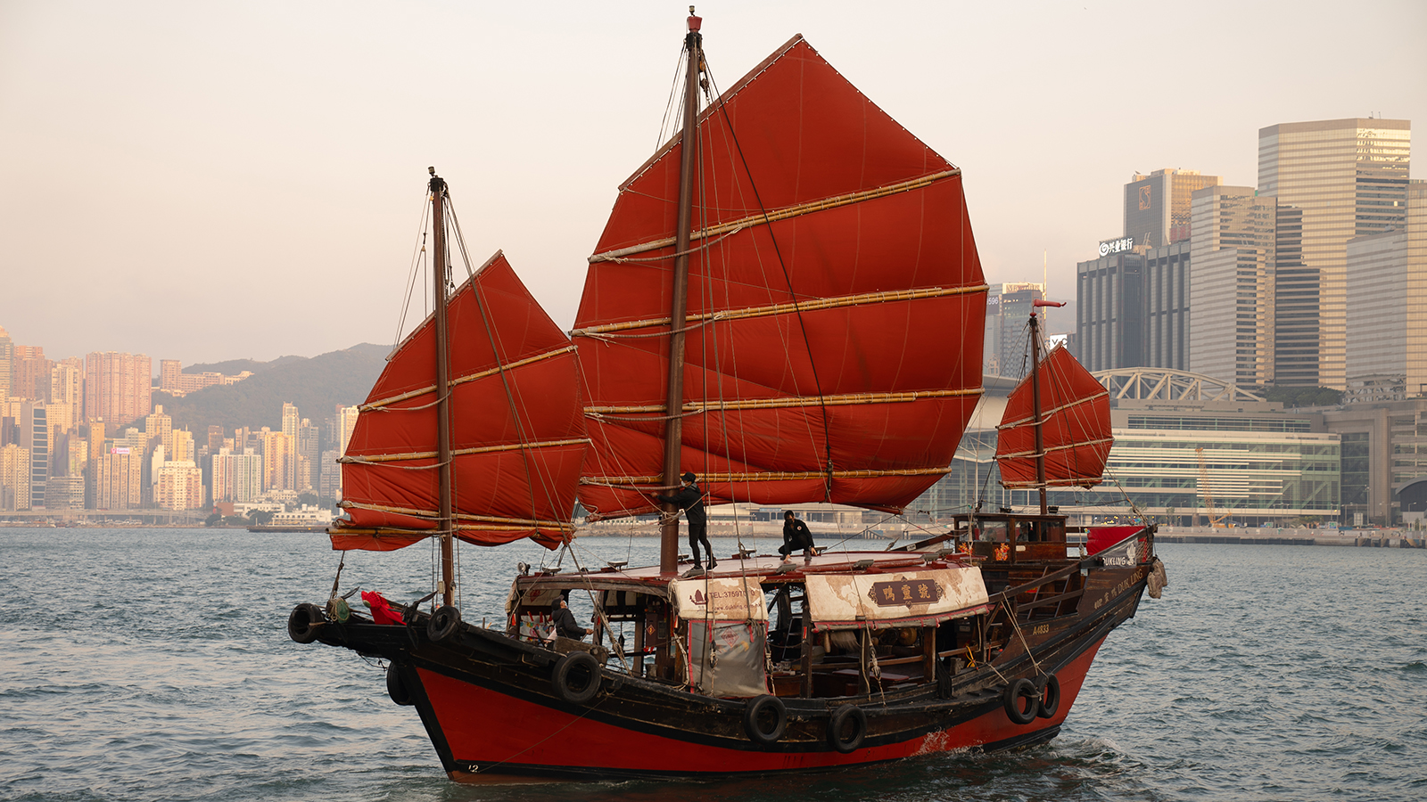 All aboard the Dukling: How the junk boat became a Hong Kong icon | CNN  Travel