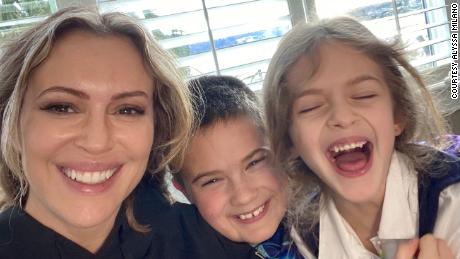 Alyssa Milano: Pay moms for getting us through this crisis