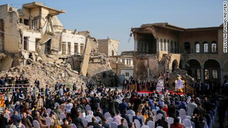 Amid the rubble of Mosul, Pope Francis declares hope &#39;more powerful than hatred&#39;