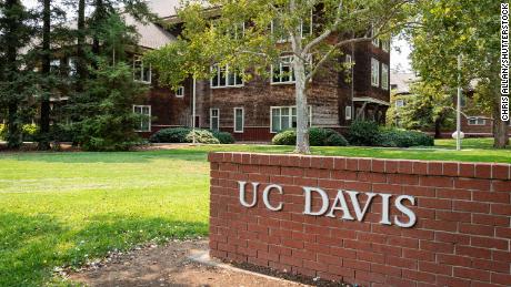 UC Davis ofrece a los estudiantes $  75 para quedarse de vacaciones para las vacaciones de primavera