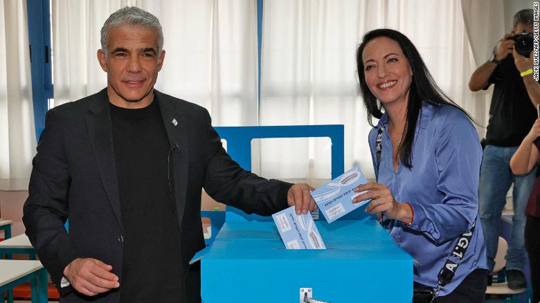 Yair Lapid gets mandate to try to form next Israeli government