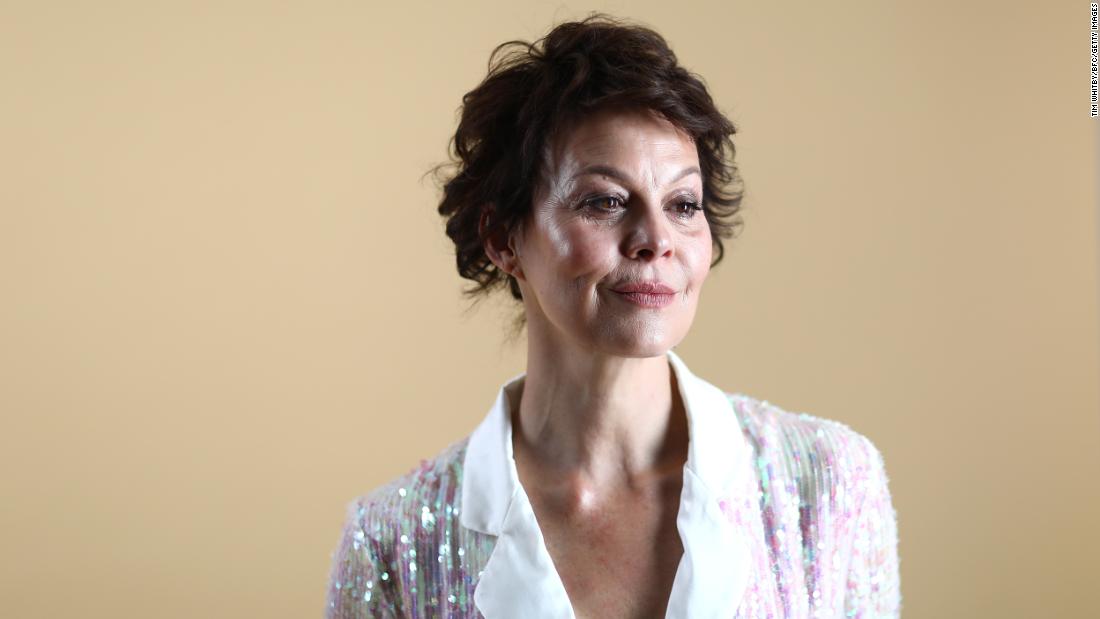 &lt;a href =&quot;https://www.cnn.com/2021/04/16/entertainment/helen-mccrory-death-intl-scli-gbr/index.html&quot; 目标=&quot;_空白&quot;&gt;海伦麦克洛�lt&lt;/�gt个&gt; the British actress best known for her roles in the Harry Potter films and the TV series &quot;Peaky Blinders,&quot; died April 16 在...的年龄 52. 她的丈夫, actor Damian Lewis, tweeted that she died &quot;peacefully at home&quo[object Window]r a &quot;heroic ba报价 with cancer.&quot;