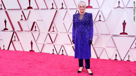 Glenn Close arrives at the Oscars on April 25 at Union Station in Los Angeles. 