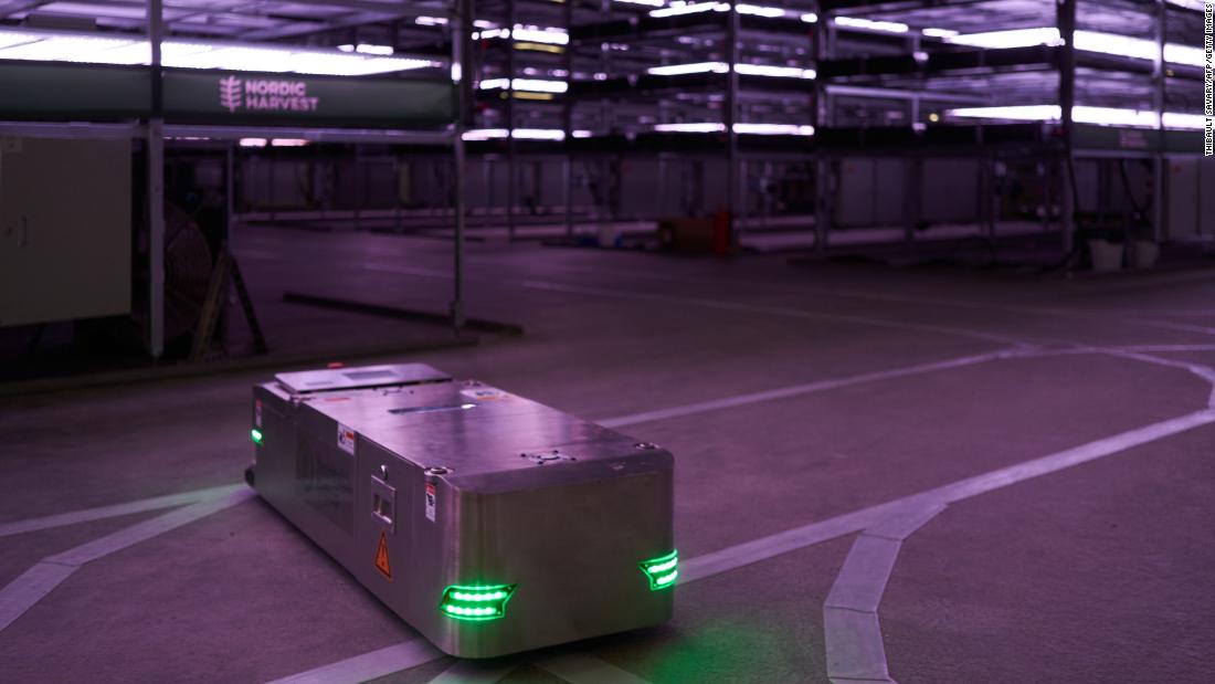 This robot is used to plant seeds and check plants at the &quot;Nordic Harvest&kwotasie; vertical farm  based in Taastrup, Denemarke. The indoor farm is one of the biggest in Europe.