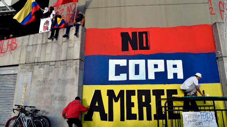 콜롬비아는 더 이상 코파 아메리카를 공동 개최하지 않습니다., CONMEBOL, 연기 요청 거부