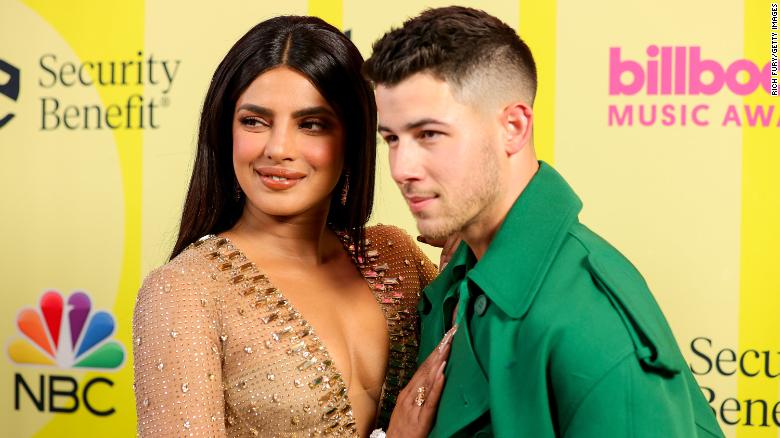Priyanka Chopra and Nick Jonas post loving messages to each other following the Billboard Music Awards