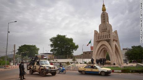 Members of Mali&#39;s National Guard are seen at Independence Square in Bamako on May 25.