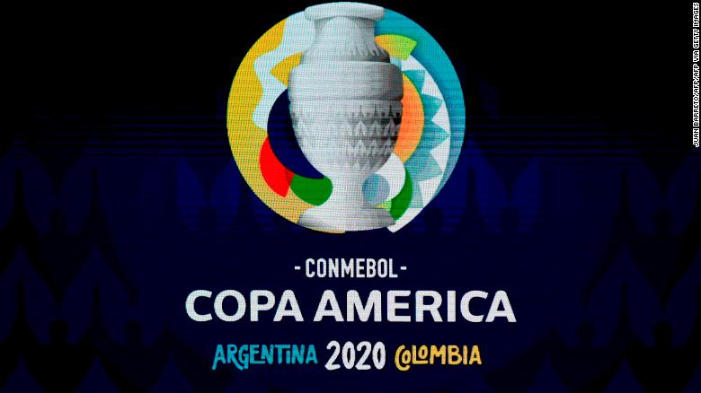 アルゼンチンがちょうど削除された後、ブラジルが新しいコパ・アメリカのホストに指名された 13 トーナメント開始日の数日前