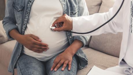 CDC strengthens recommendation for pregnant women to get vaccinated against Covid-19