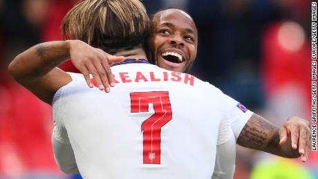 Euro 2020: England looks to pull nation together, but it hasn&#39;t been easy