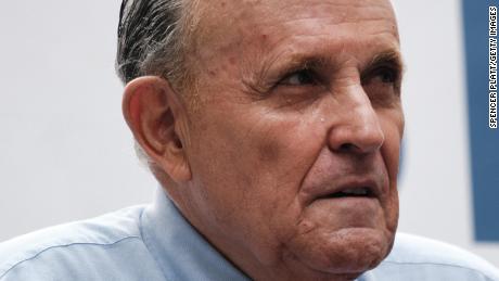 Rudy Giuliani suspendu de sa pratique du droit dans l'État de New York