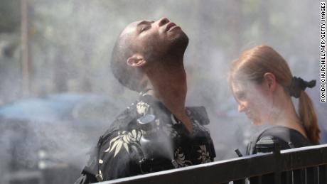Health risks from heat waves send a climate alarm