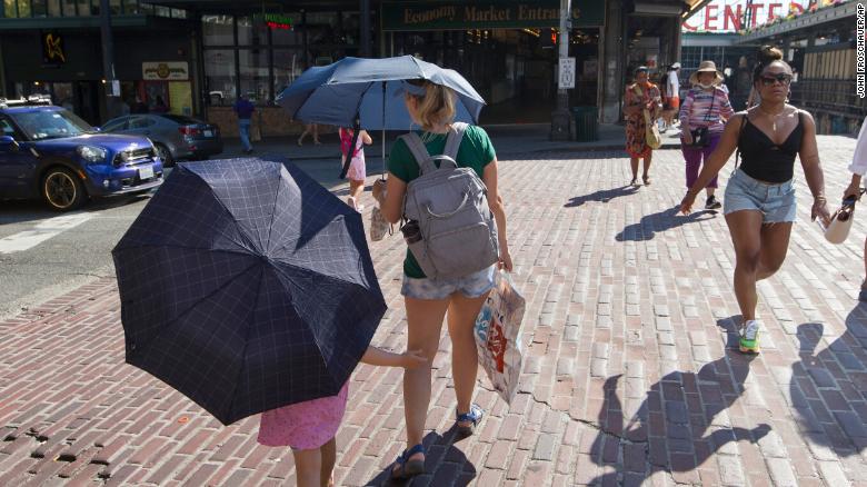 远超 100 million people are under heat alerts as sweltering temperatures grip the nation, including the already hard-hit Northwest