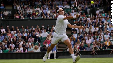 It was Federer's first consecutive set loss at Wimbledon since 2002 when he was beaten by Mario Ancic in the first round.