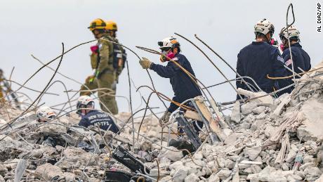 Death toll in Champlain Towers South collapse is now 79, mayor says 